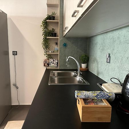 Hitech Appartment Amaliada エクステリア 写真